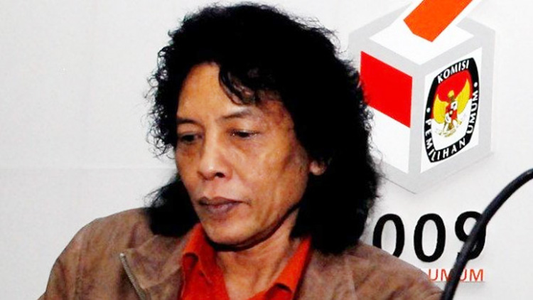 Mantan komisioner KPU yang pernah dipenjara karena korupsi, almarhum Mulyana W Kusumah. (DOK JAWA POS)